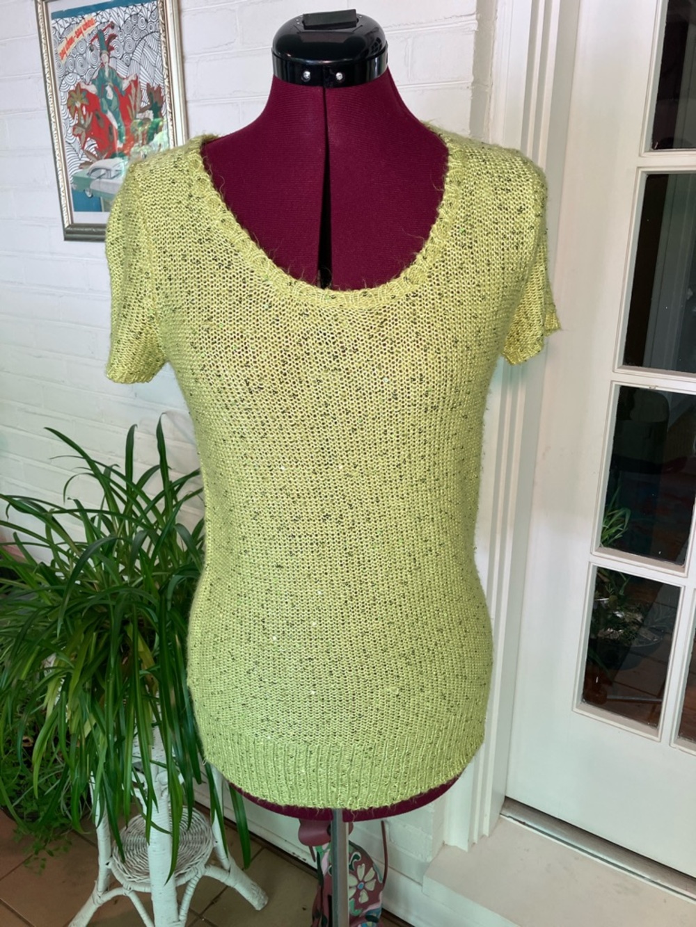 Light Lime Scoop Neck Short-Sleeve Knit Sweater